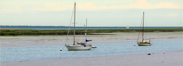 Strange light on the Tollesbury Fleet - Ruths Coastal Walk