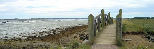 Thorney Island, Ruth walks around the UK coastline.