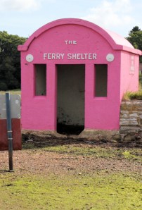 Hamble - Warsash pink ferry shelter, Ruth's coastal walk.