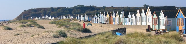 03 Beach Huts to Hengistbury Head