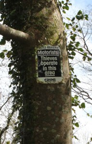 Thieves- sign on Ruth's walk, St Austell Bay