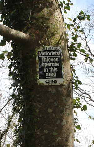 Thieves- sign on Ruth's walk, St Austell Bay