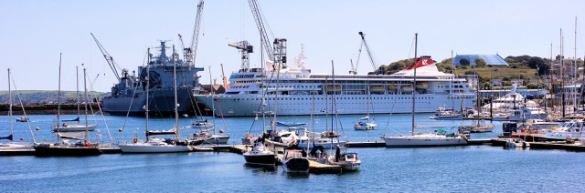 07 mixture of ships, Falmouth, Ruth's coastal walk