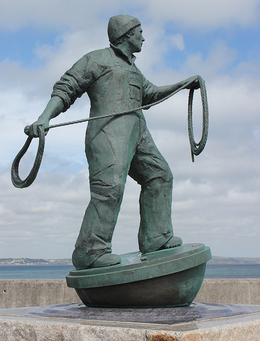 Fishermen Memorial, Newlyn. Photograph by Ruth Livingstone