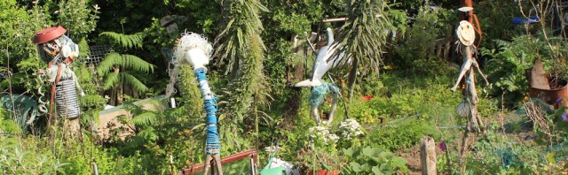 Scarecrows, Ruth walking towards Mousehole