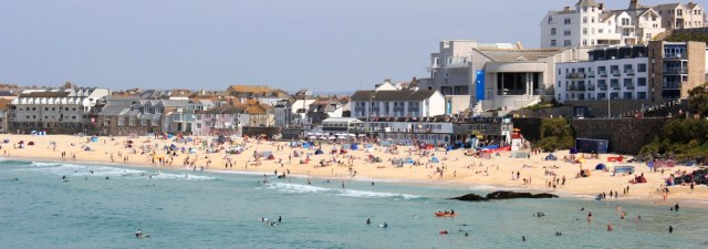 Porthmeor Beach, Ruth walking the SWCP, Cornwall