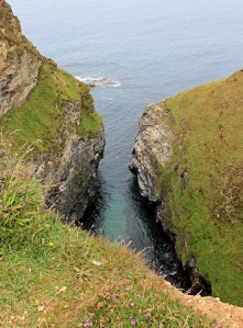 Ralph's Cupboard, near Portreath, Ruth walking the SWCP