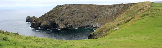 01 walking towards Willapark, from Tintagel, Ruth's coast walk