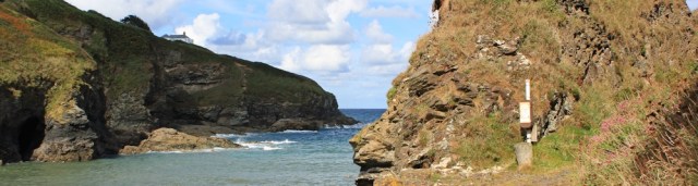 02 footpath closed, Port Gaverne, Ruth coast walking