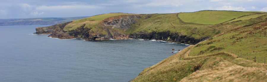SWCP to Port Isaac, Ruth walking the coast, Cornwall