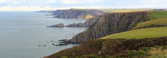 Henna Cliff to Hartland Quay, South West Coast Path, Ruth in Cornwall