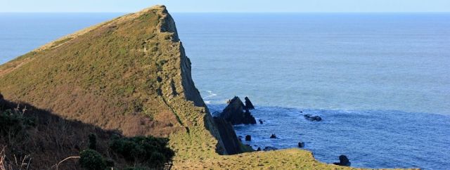 12 Smoothlands path, Ruth walking the SW Coast Path, North Devon