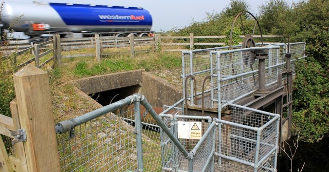 b06 culvert under the M5, Ruth walking in North Somerset