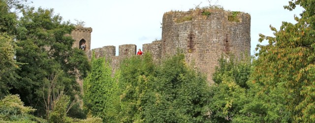 b10 Chepstow Castle, Ruth walking round the coast, Wales