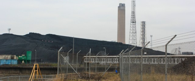 19 Power station and giant heap of coal, Ruth on WCP