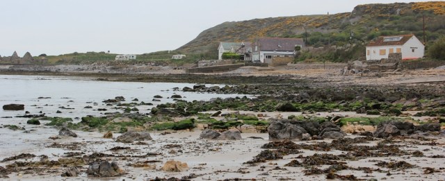 far end of beach at Port-Eynon, Ruth's coastal walk, Gower
