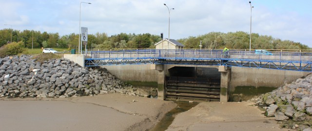 b11 sluice gate and B4304, Ruth walking the WCP, Llanelli