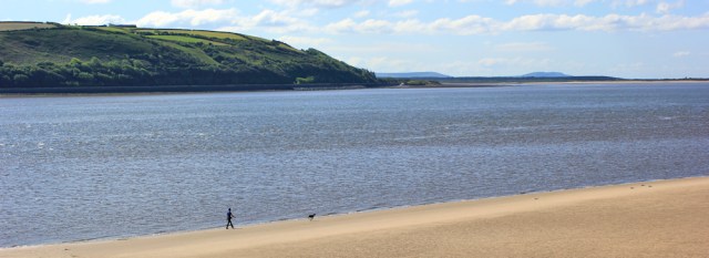 05 Ruth walking the beach, mouth of Towy, Llansteffan