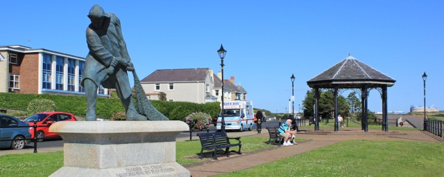 26 bandstand and fisherman statue, Ruth in Milford Haven