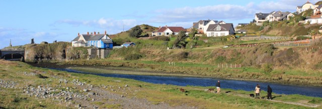 25 walking towards the bridge, Ruth's coastal walk, Aberystwith