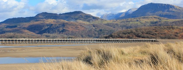 21 Railbridge, Barmouth, Ruth walking in Wales