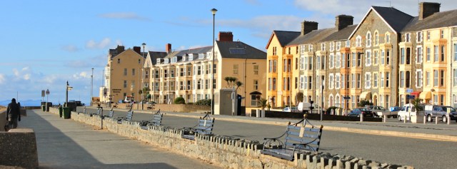 27 Barmouth sea front, Ruth's coastal walk around the UK