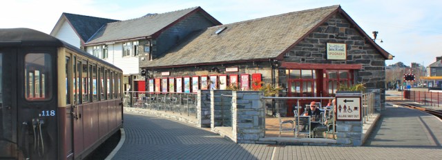 a11 lunch in station cafe, Ruth in Porthmadoc
