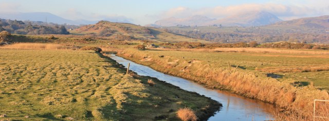 a21 railway walking, Ruth in Lleyn Peninsula