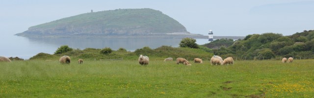 03 Trwyn Du lighthouse, Ruth on Anglesea, Beaumaris