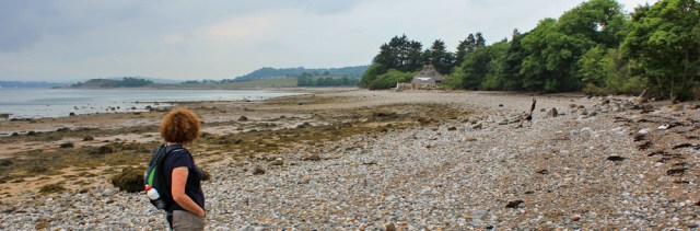 16 walking the beach to Beaumaris, Ruth and Lyn