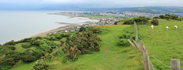 a06 wrong way towards Colwyn, Ruth hiking in Wales