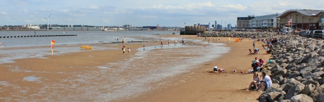 19 Walking up the Mersey, Ruth in Wallasey