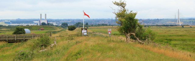 a03 Sealand Firing Range, Ruth hiking the coast, Wirral