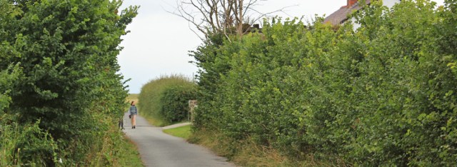 a06 joining a road, hiking to Neston