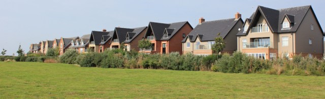 10-past-posh-houses-ruth-hiking-in-lytham-st-annes