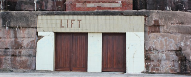 18-old-lift-ruth-walking-the-english-coast-blackpool
