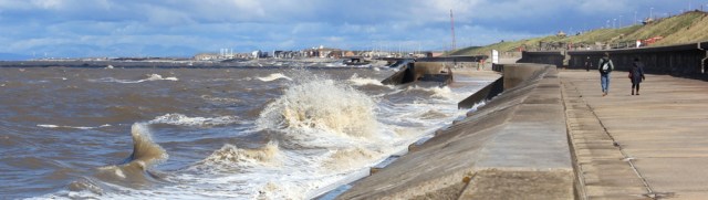 21-norbreck-ruth-walking-the-englishcoast