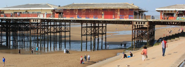 41-south-pier-blackpool-walking-the-english-coast-ruth-livingstone
