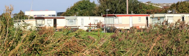 04-caravan-sites-ruth-hiking-the-coast-of-lancashire