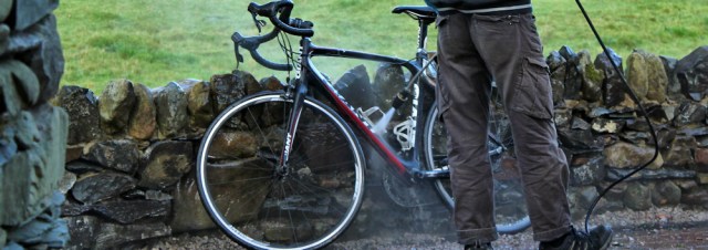 06-pressure-hosing-a-bike-ruth-livingstone