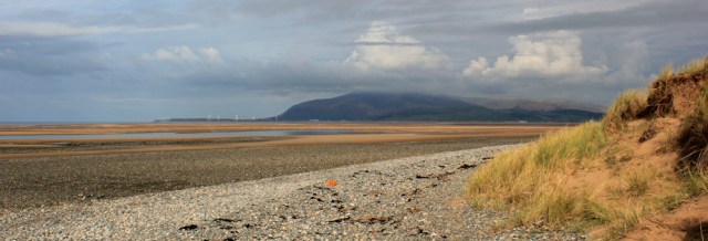 16-black-combe-ahead-ruth-walking-around-walney-island-cumbria