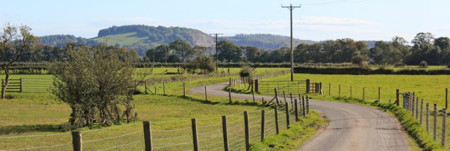 23-high-foulshaw-ruths-coastal-walk-river-kent