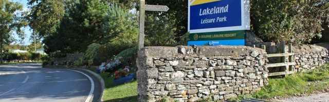 28-lakeland-leisure-park-ruth-walking-the-english-coast