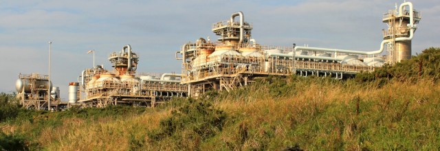 31-gas-terminals-barrow-ruth-hiking-the-coast