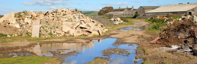 36-ealking-towards-flookburgh-ruth-walking-the-english-coast
