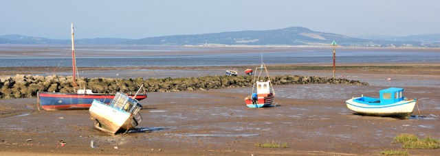 b19-fishing-boats-morecambe-bay-ruth-walking-the-english-coast