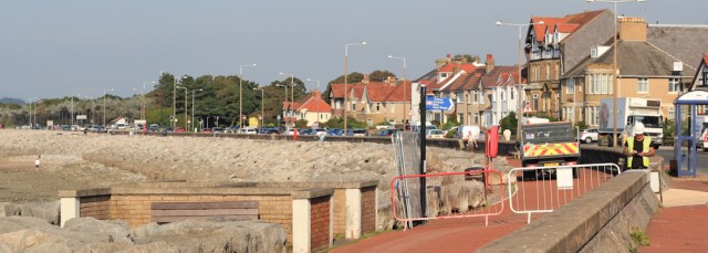 b20-construction-works-morecambe-bay-ruth-walking-the-english-coast