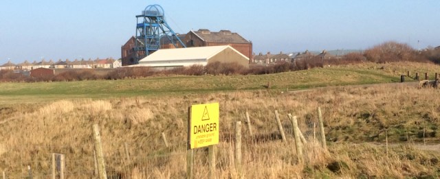 17-old-mine-wheel-ruth-livingstone-near-whitehaven-hiking-the-coast