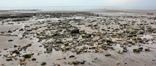 18-stony-beach-flimby-ruth-walking-the-english-coast-cumbria