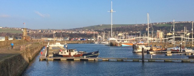 23-whitehaven-harbour-boats-ruth-hiking-around-the-coast-of-england